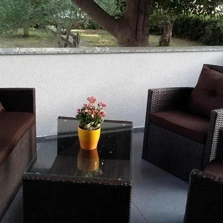 Apartment In Vodice With Terrace, Air Conditioning, Wifi, Washing Machine 3671-6 Apartament